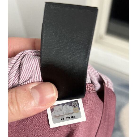 The North Face Racerback Tank Top Stripe Active Size XL Stretch Women’s - Picture 8 of 8